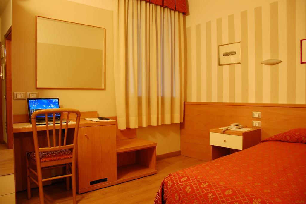 Hotel Belie San Martino di Lupari Rum bild