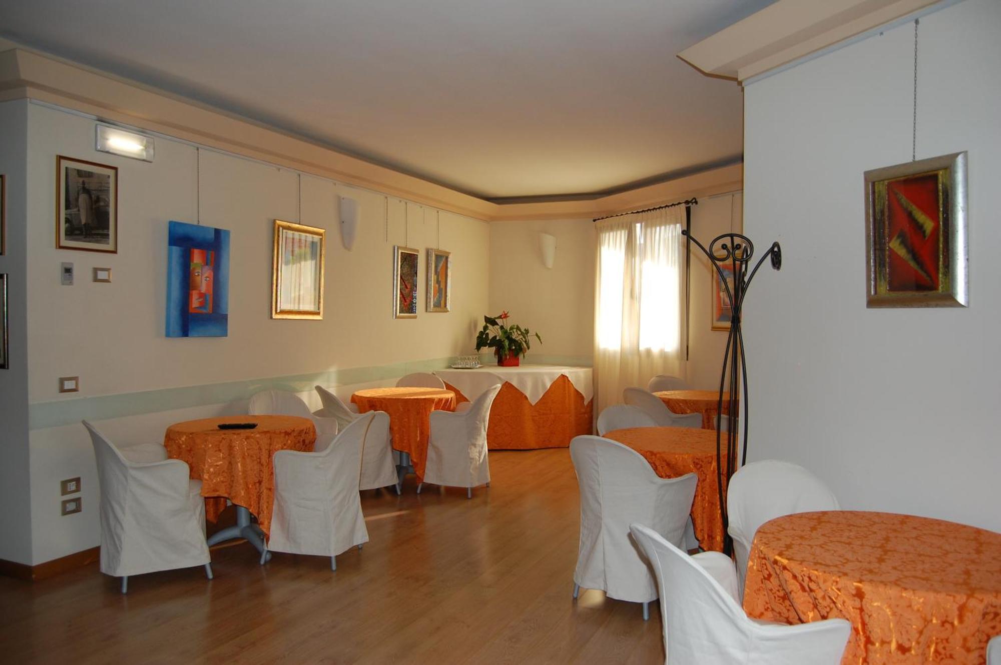 Hotel Belie San Martino di Lupari Exteriör bild